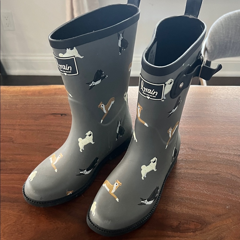 “Brain” Branded Adjustable Rain Boots with Dog Print